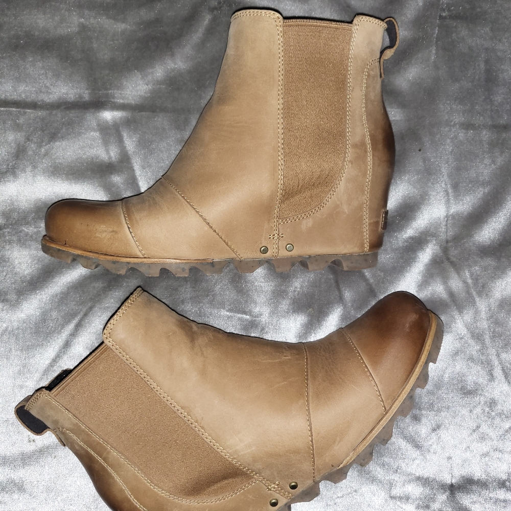 Sorel lea wedge in elk 9.5